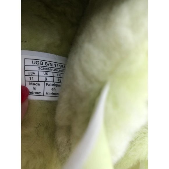 UGG Fluff Yeah Women's neon lime slide sandal logo strap size 11 - Picture 3 of 9